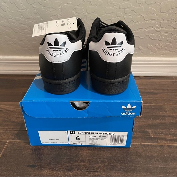 Adidas Originals Stan Smith vs. Superstar Sneakers - Picture 3 of 8